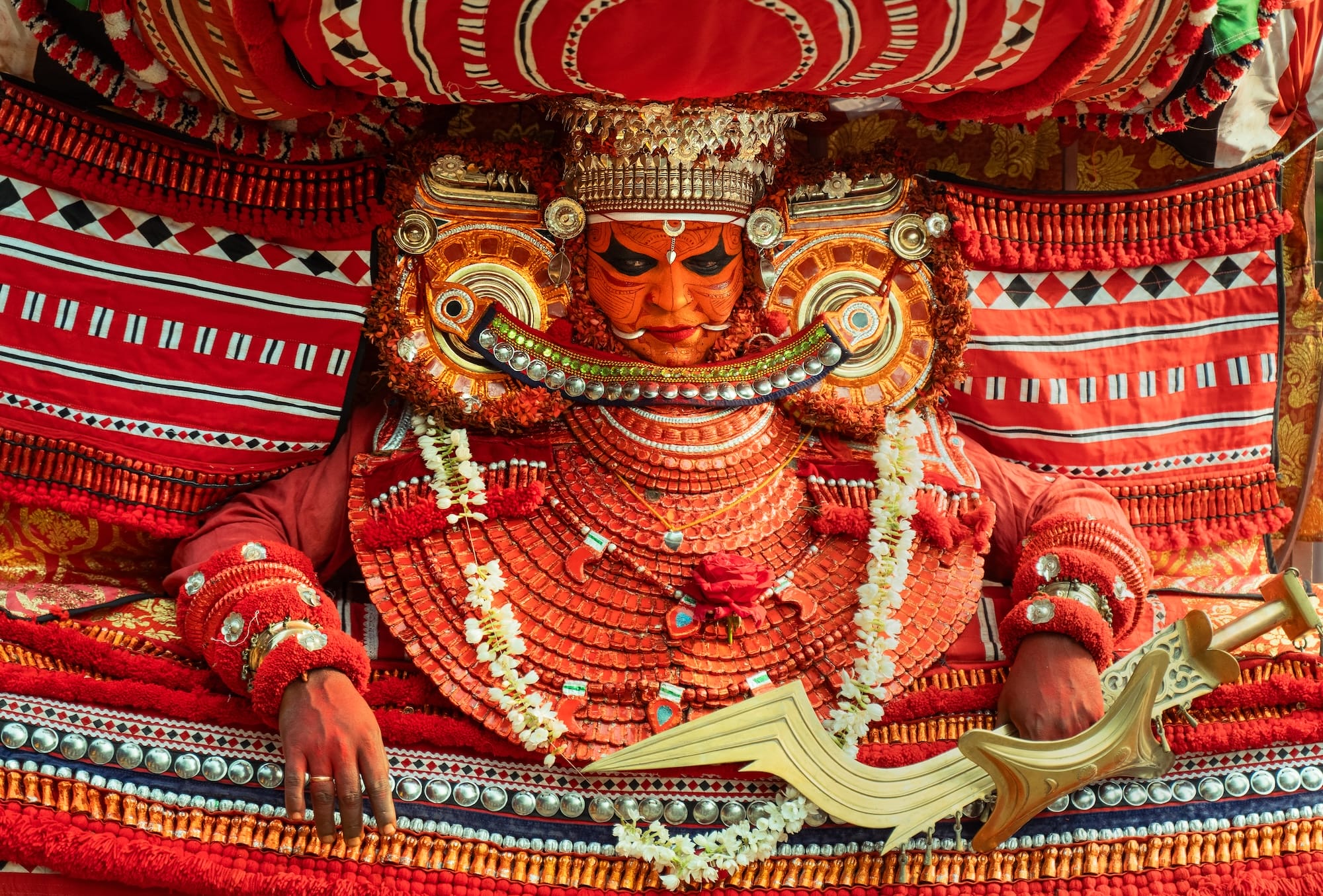 In India, Navneet Jayakumar Documents the Ancient, Elaborate Custom of Theyyam